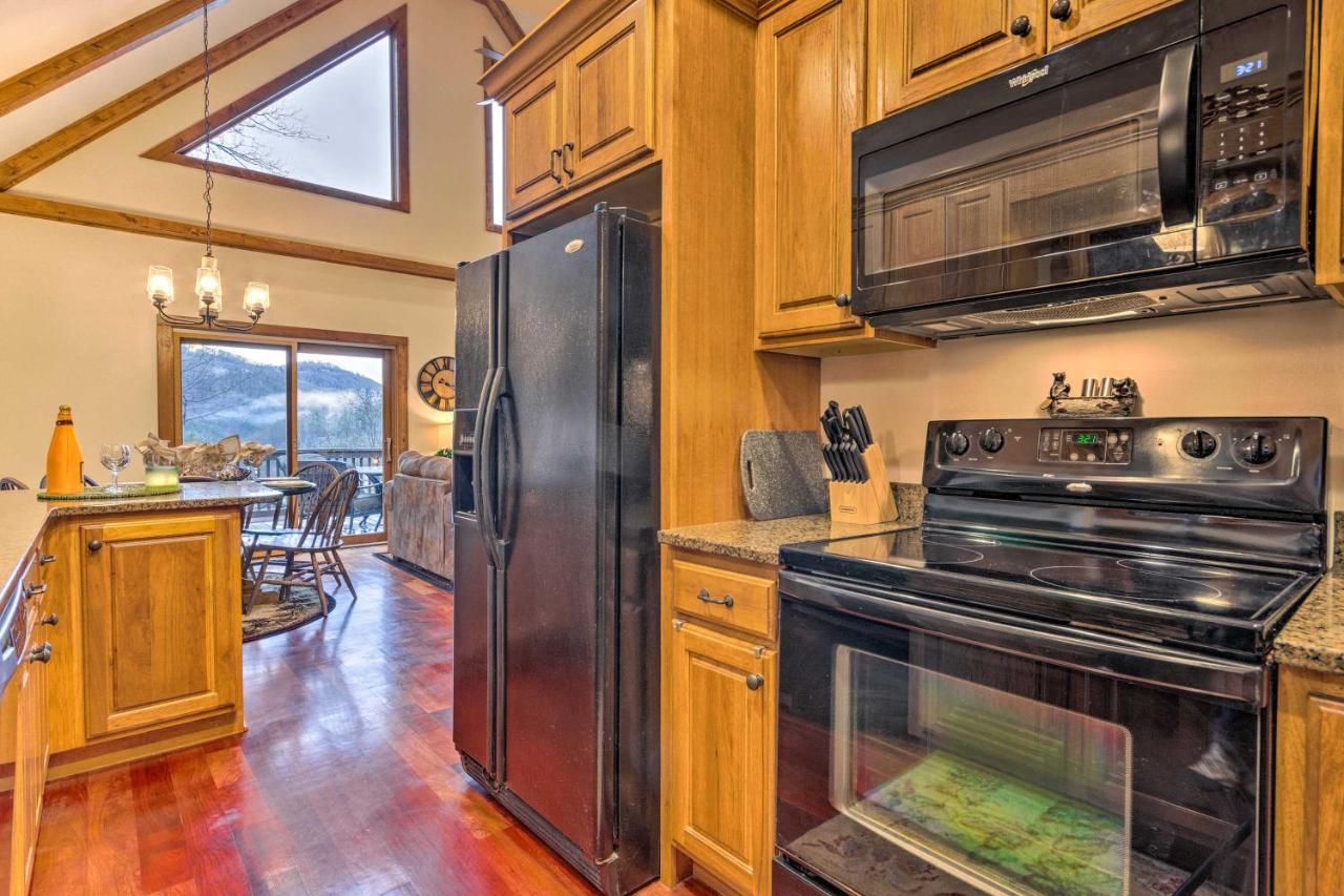 Mountain Cabin With Fire Pit, Walk To Golf And Fishing Vilas Exteriér fotografie